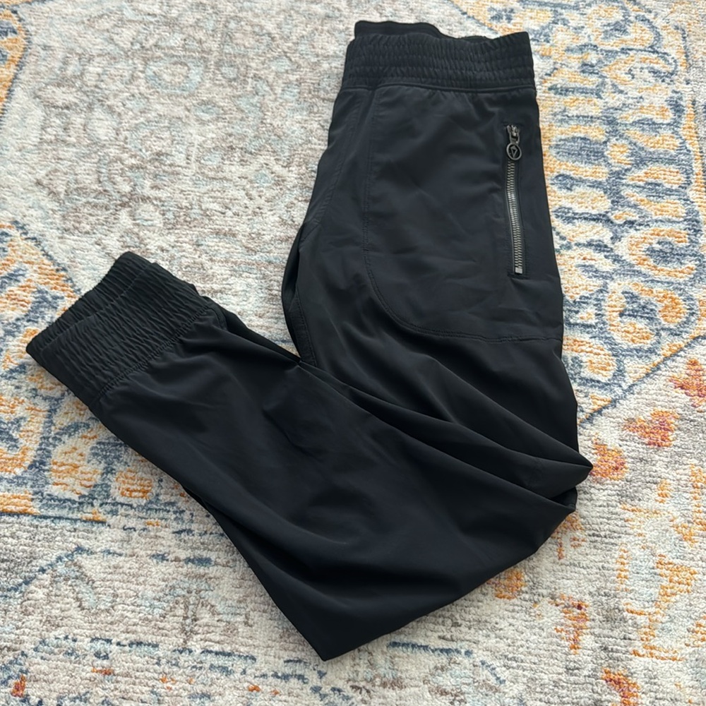 Ivivva Sz 8 joggers euc